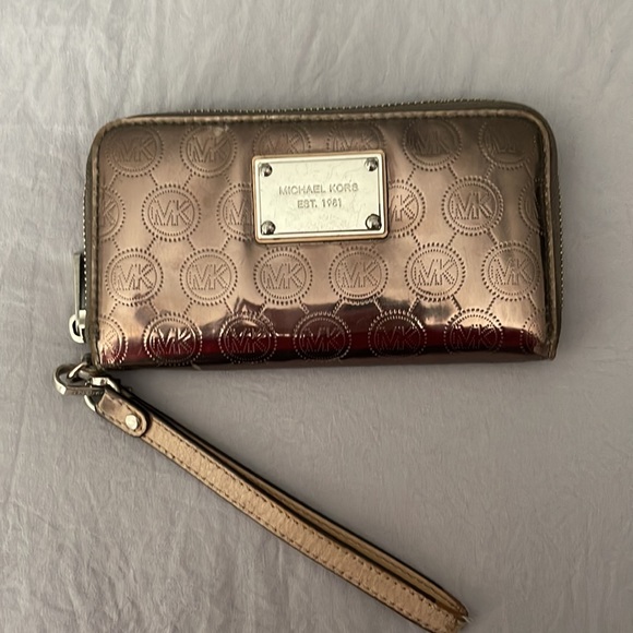 MICHAEL KORS WRISTLET - Picture 2 of 7